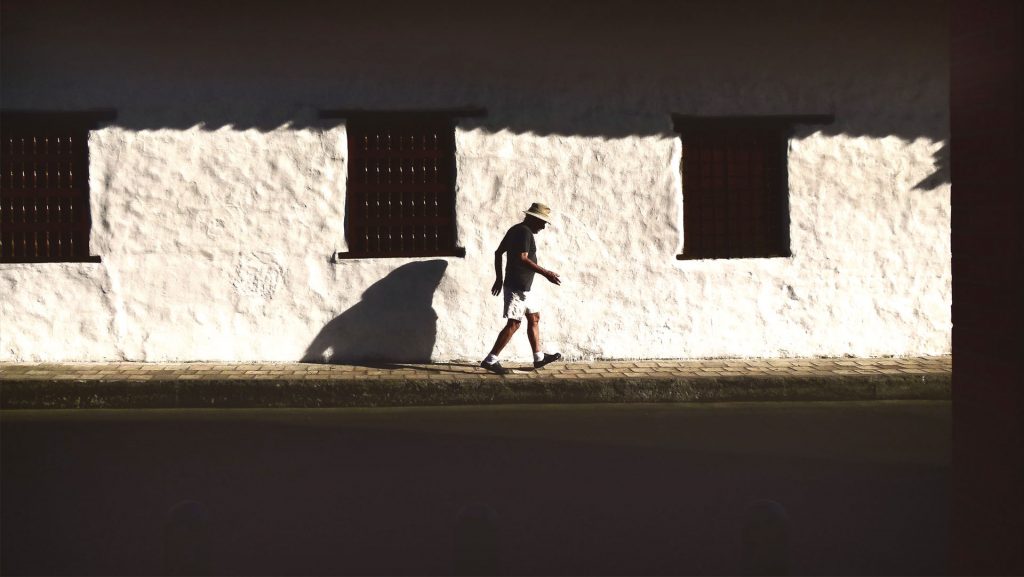 De la serie, Pedro caminando, fotografía digital, Cali, Colombia, 2015.